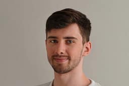 Nils_Profilbild Karriere/ Ausbildung Nils Cherubin